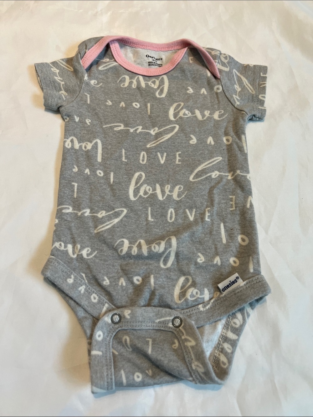 “Bundle 10/$13” Gerber 0-3M Gray 'Love' Script bodysuit with Pink baby girl